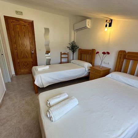 Hostal Sango Sierra De Las Nieves Alozaina Bagian luar foto