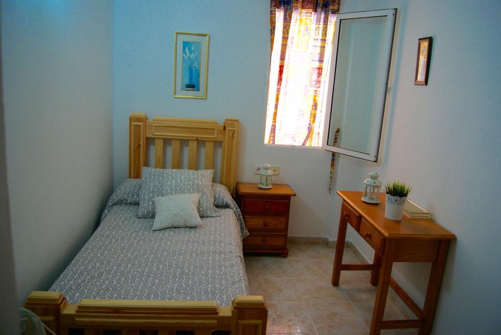 Hostal Sango Sierra De Las Nieves Alozaina Ruang foto