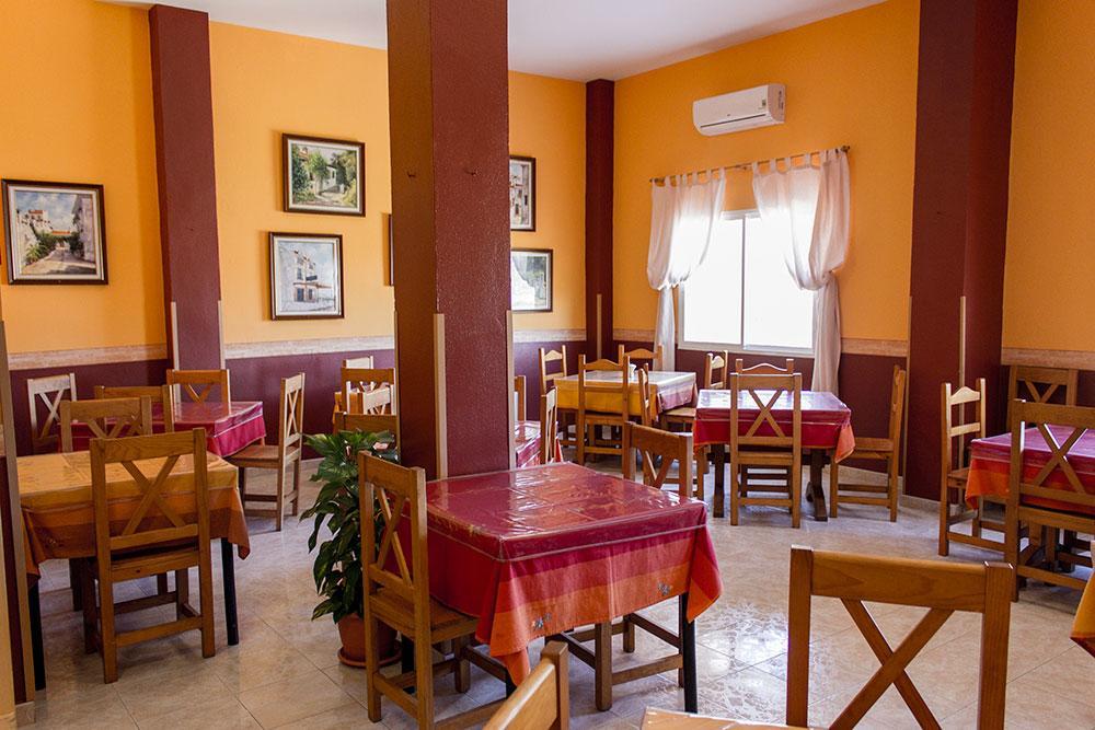 Hostal Sango Sierra De Las Nieves Alozaina Bagian luar foto