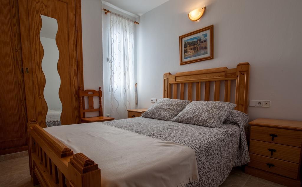 Hostal Sango Sierra De Las Nieves Alozaina Bagian luar foto