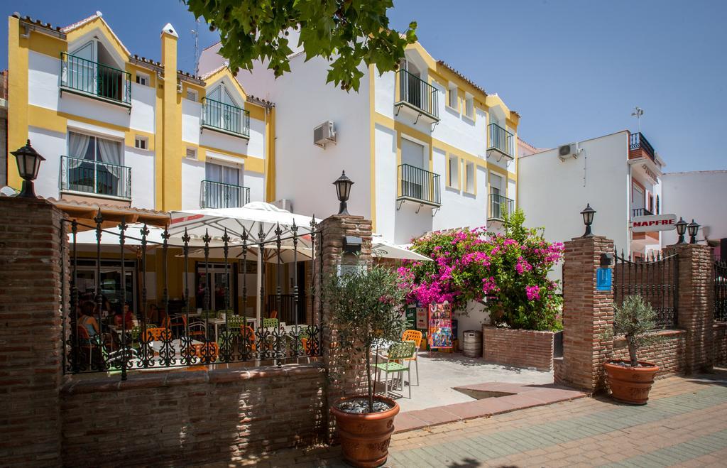 Hostal Sango Sierra De Las Nieves Alozaina Bagian luar foto